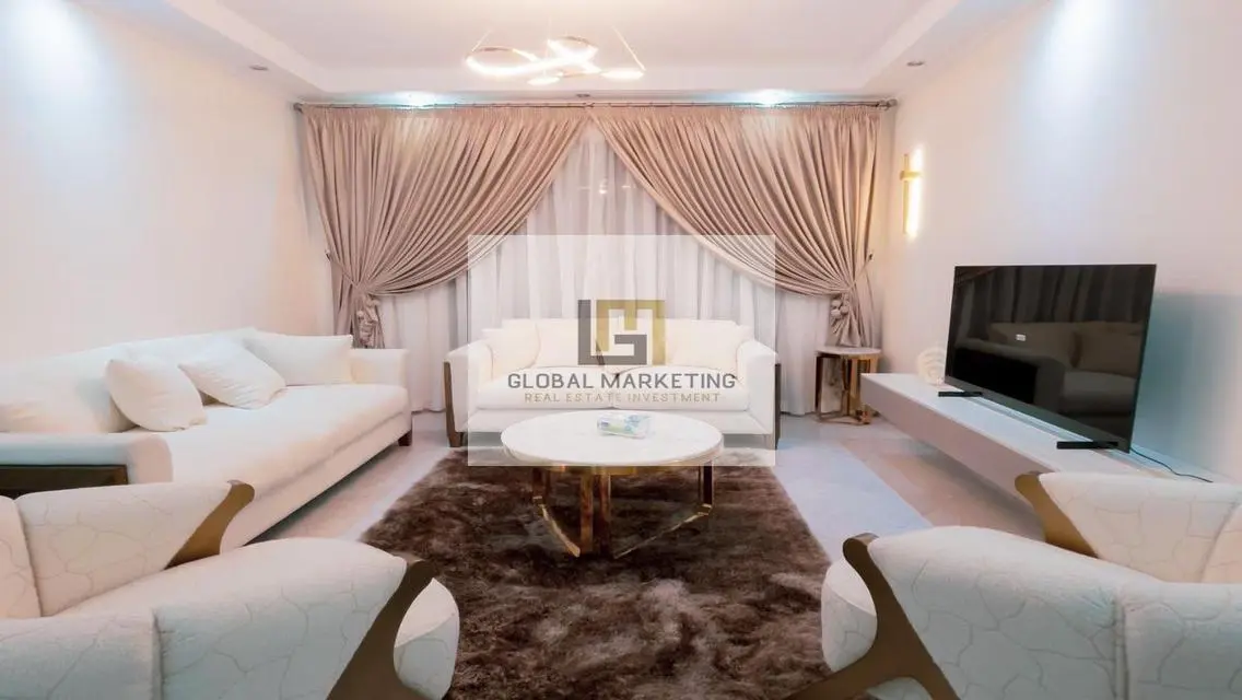 Fully furnished apartment for rent in Eastown