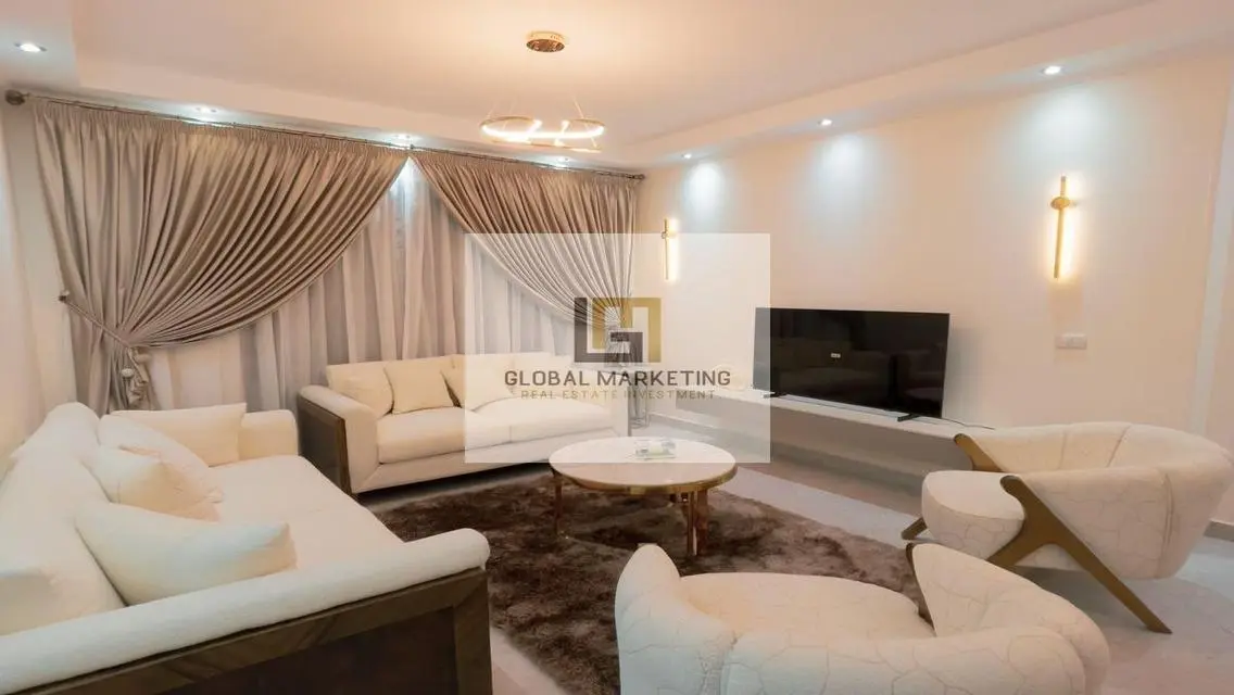 Fully furnished apartment for rent in Eastown