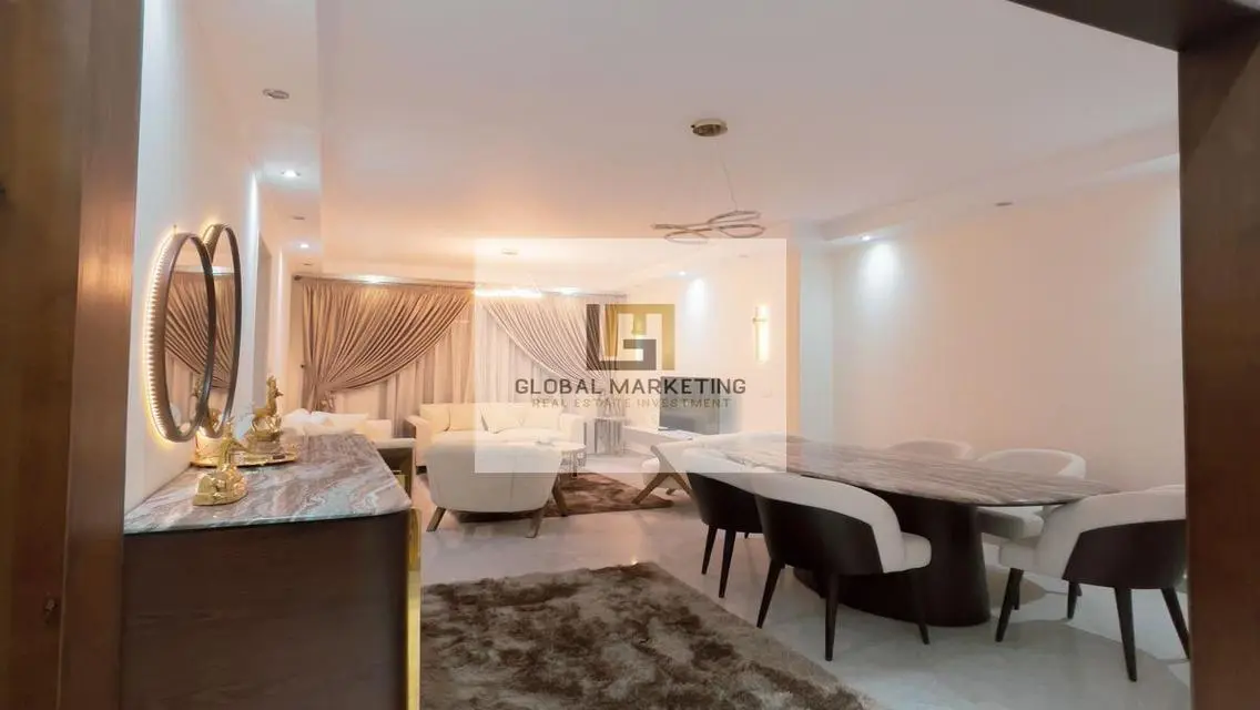 Fully furnished apartment for rent in Eastown