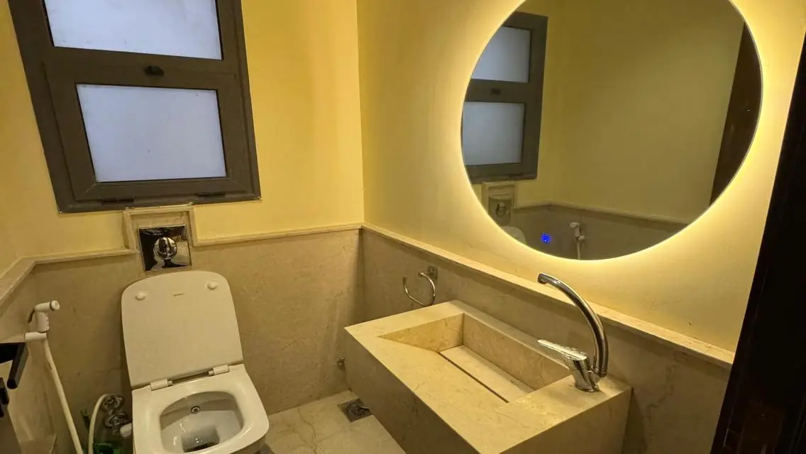 Super Lux Furnished Apartment for Rent in Eastown