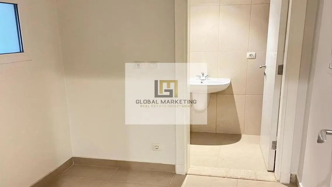 The best apartment for rent in  Mivida Boulevard