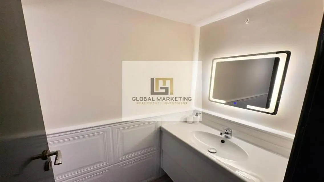 The most luxurious fully furnished apartment, ultr