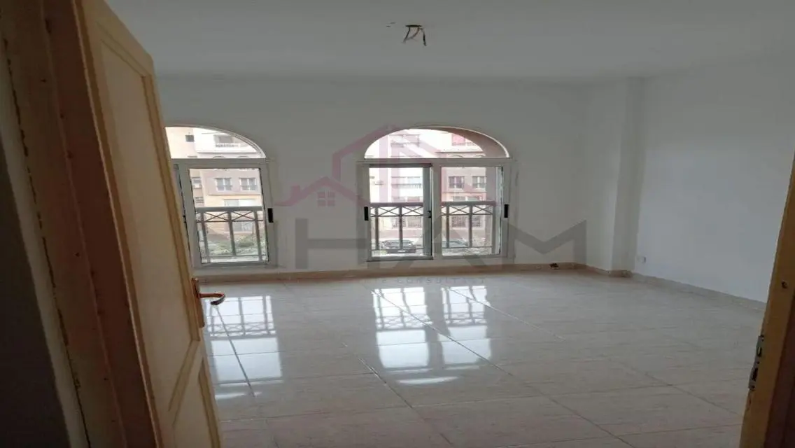 Apartment for rent in Madinaty B1 open view-deluxe