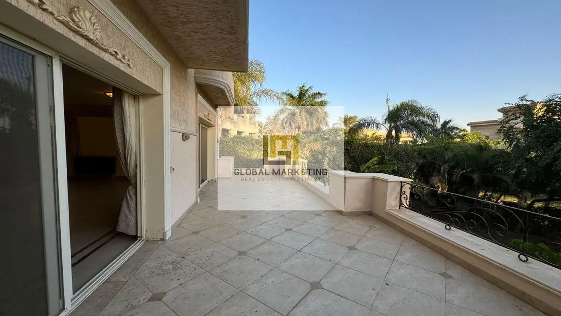 Semi-furnished villa for rent in Arabella Compound