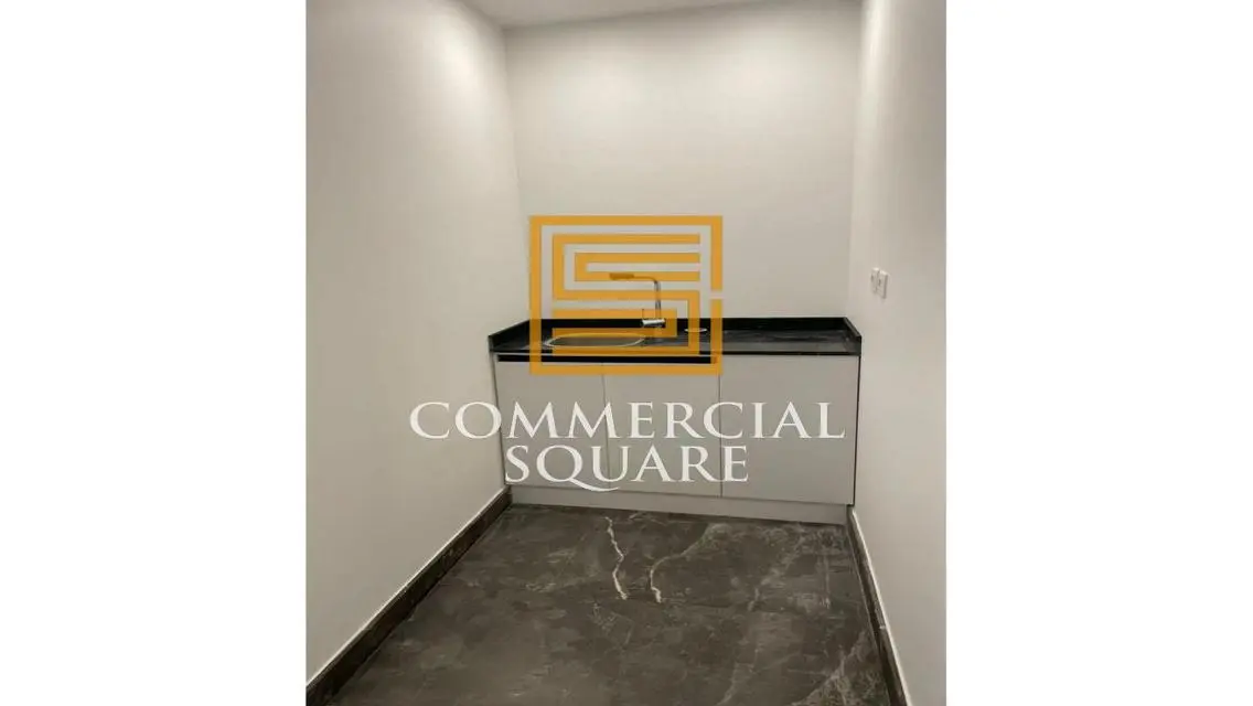 Finished Office with ACs For Rent at Hyde Park