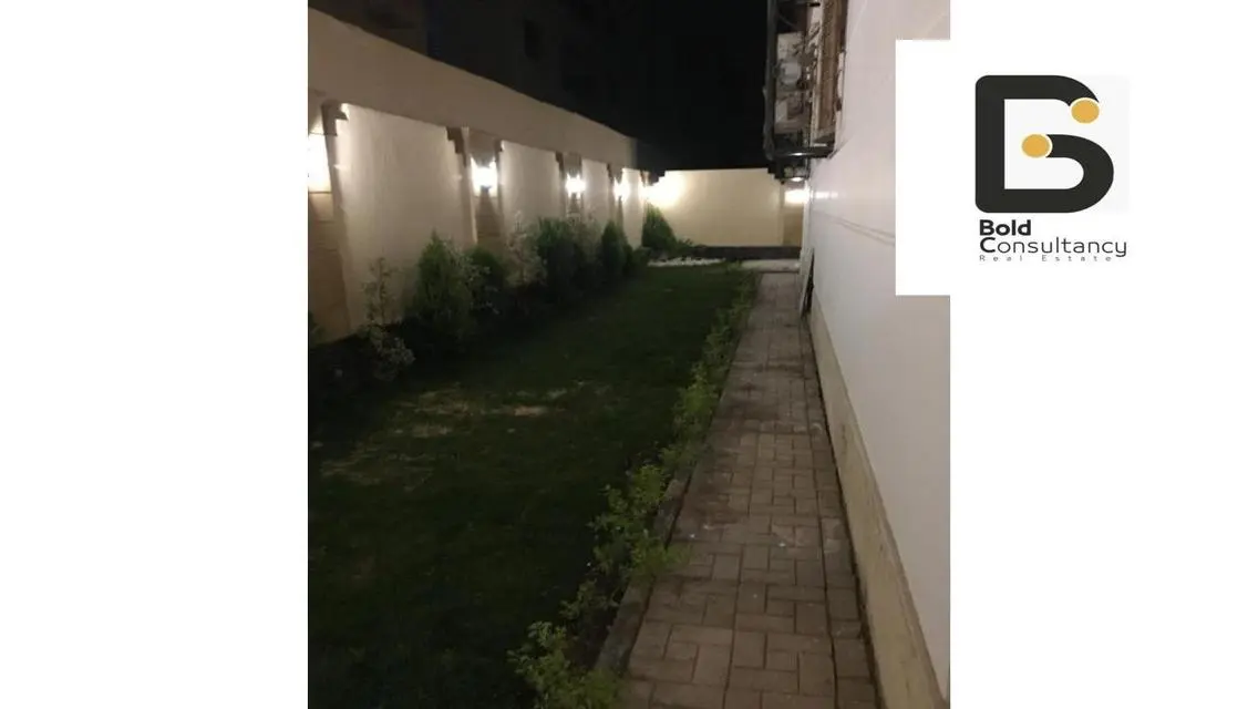 شقه للبيع في البنفسج عمارات تشطيب سوبر لوكس