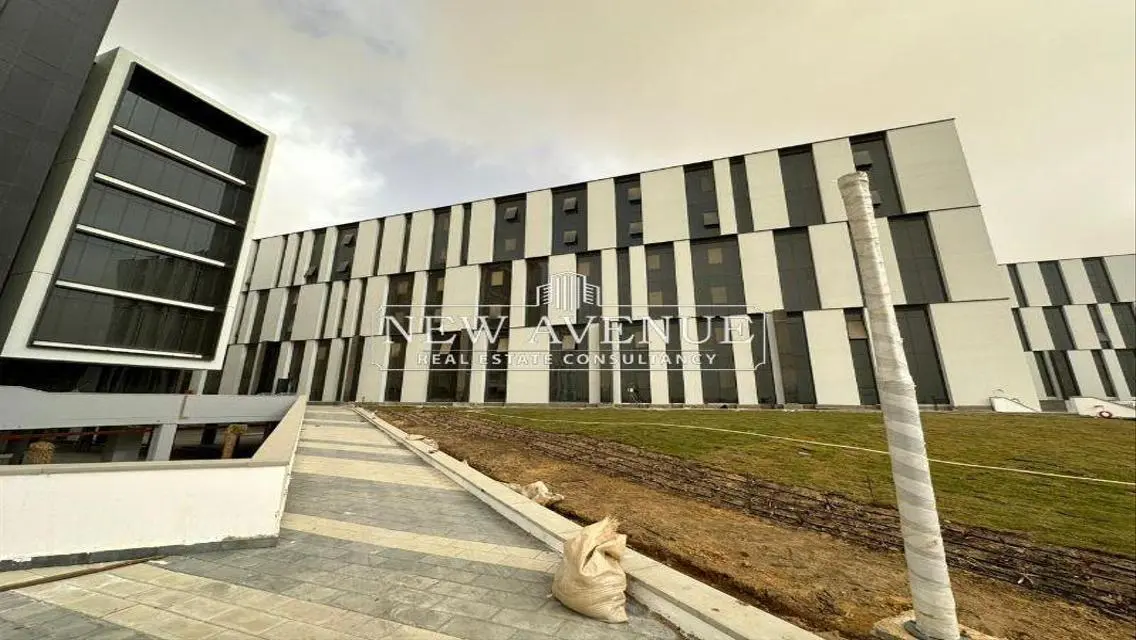 Fully Finished Administrative Office 130m in Hyde Park