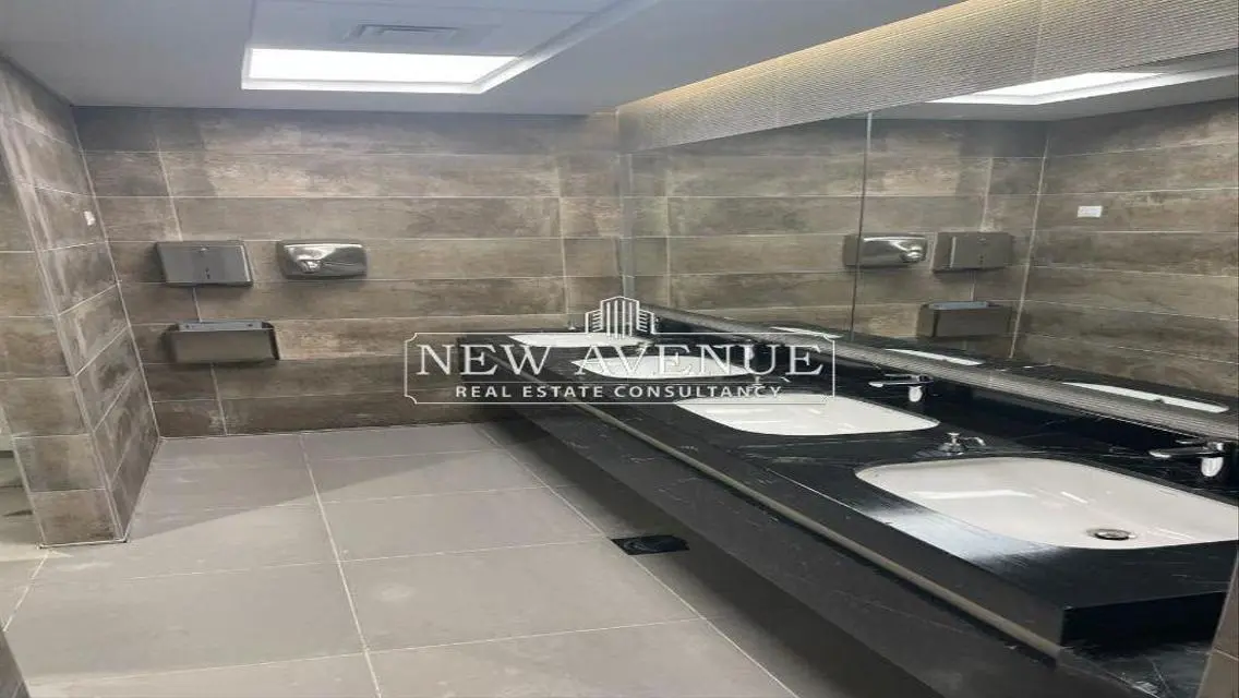 Fully Finished Administrative Office 130m in Hyde Park