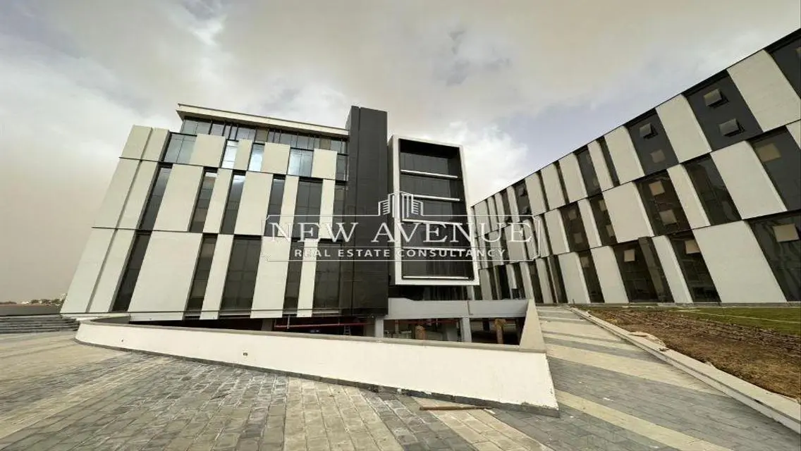 Fully Finished Administrative Office 130m in Hyde Park