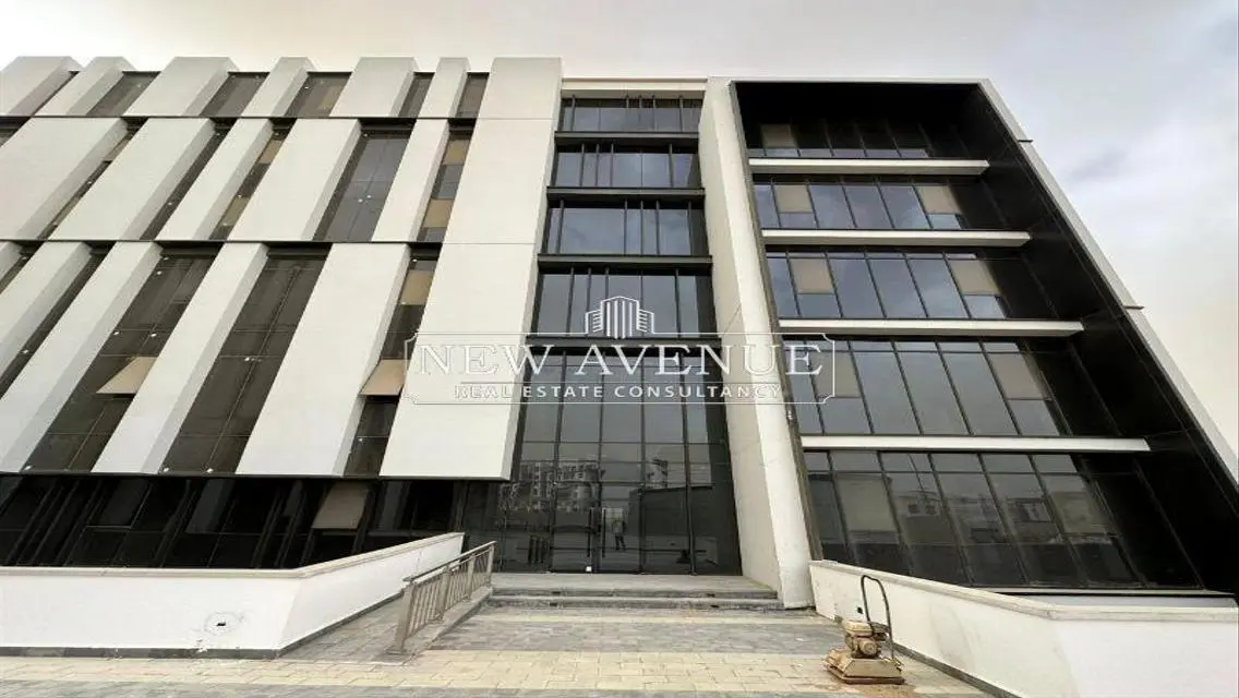 Fully Finished Administrative Office 130m in Hyde Park