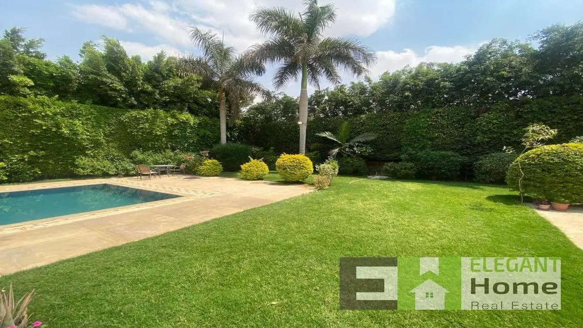Luxury Villa with 4000 sqm and Complete Amenities
