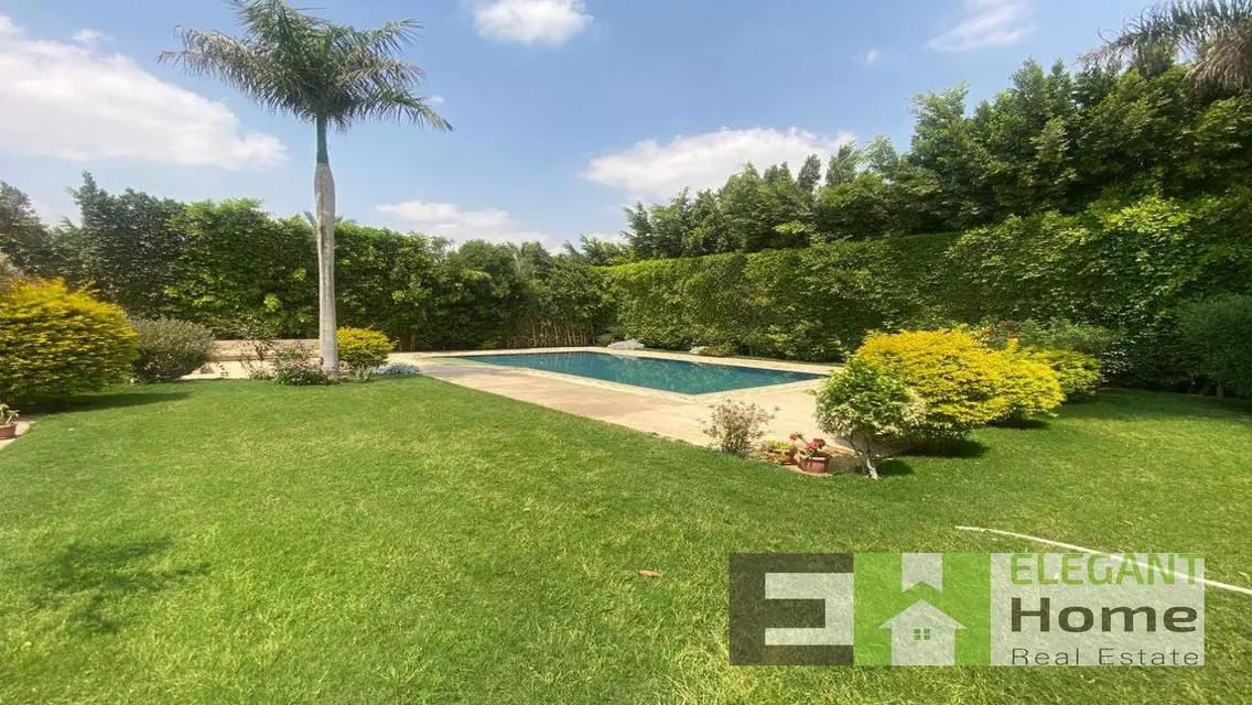 Luxury Villa with 4000 sqm and Complete Amenities