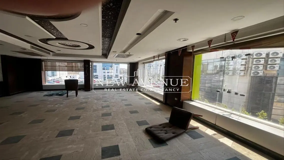 Fully finished retail | ready to move at Banks st.