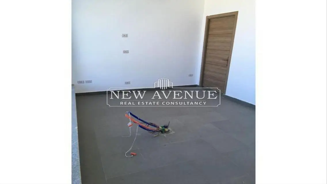 Fully finished clinic 90m prime location in Zayed