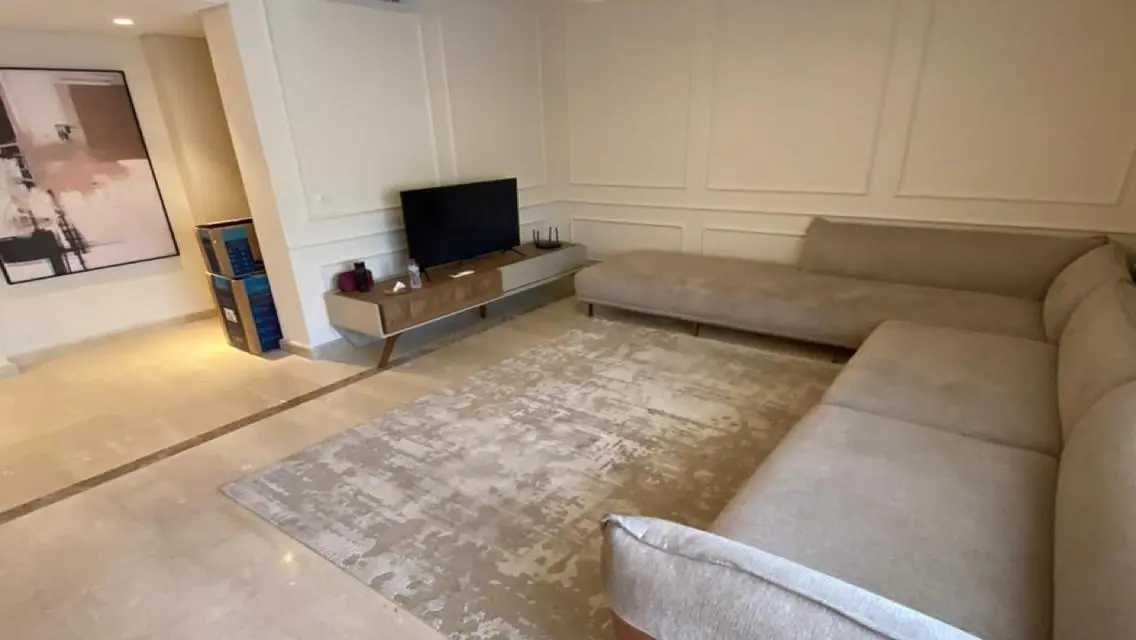 Modern furnished apartment for rent in Mivida
