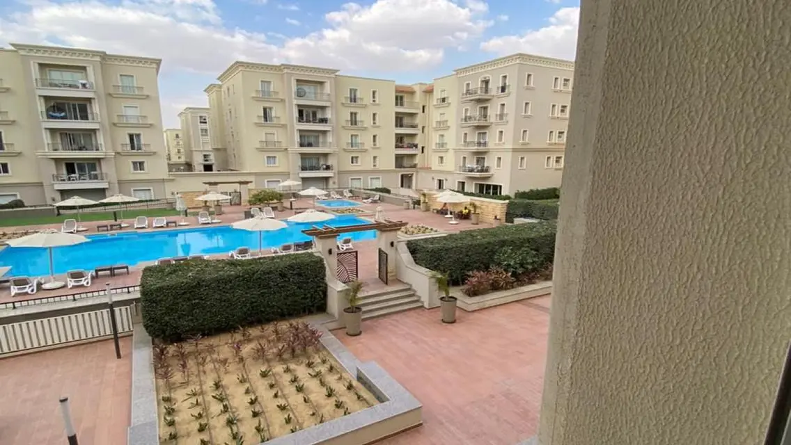 Modern furnished apartment for rent in Mivida