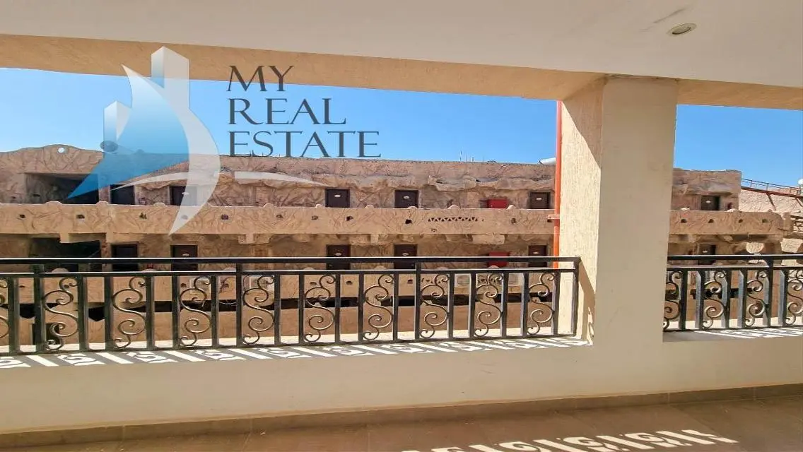 Newly furnished 1 bedroom apartment in Selena Bay