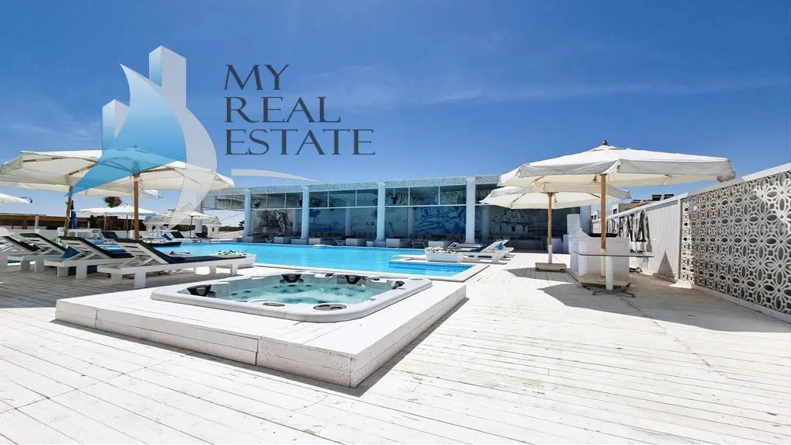 Newly furnished 1 bedroom apartment in Selena Bay
