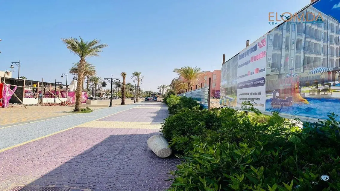كمبوند Grand Rock على الممشى السياحى- تقسيط 4 سنين
