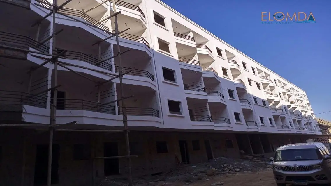 كمبوند Grand Rock على الممشى السياحى- تقسيط 4 سنين