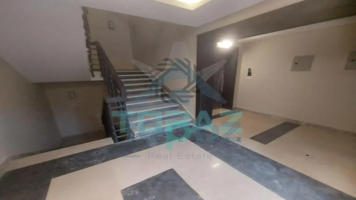 Penthouse with roof For Rent New Giza  Amberville