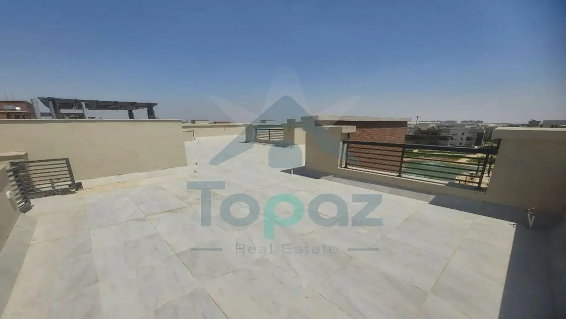 Penthouse with roof For Rent New Giza  Amberville
