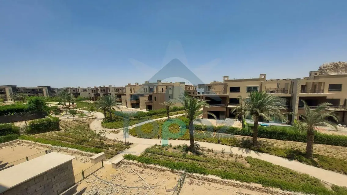 تاون هاوس لاند سكيب فيو ميديل للبيع ب نيو جيزة