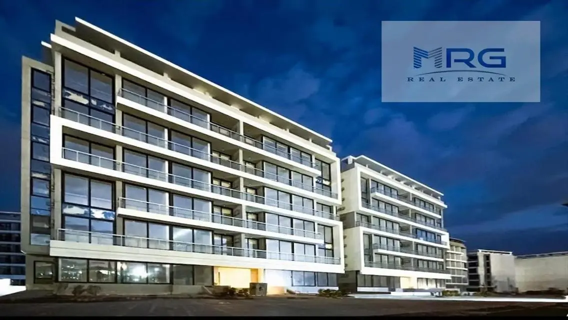 Ground floor apartment with garden in Lake Front C