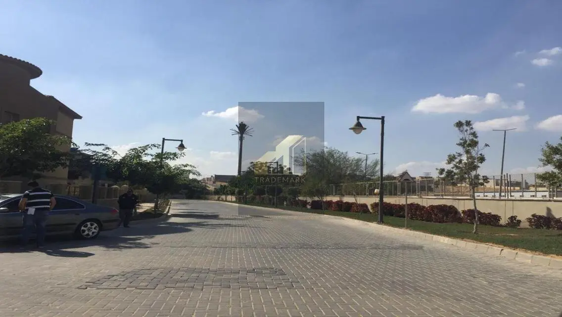 تاون هاوس كورنر380 م للبيع فى بالم هيلز  بسعر لقطه