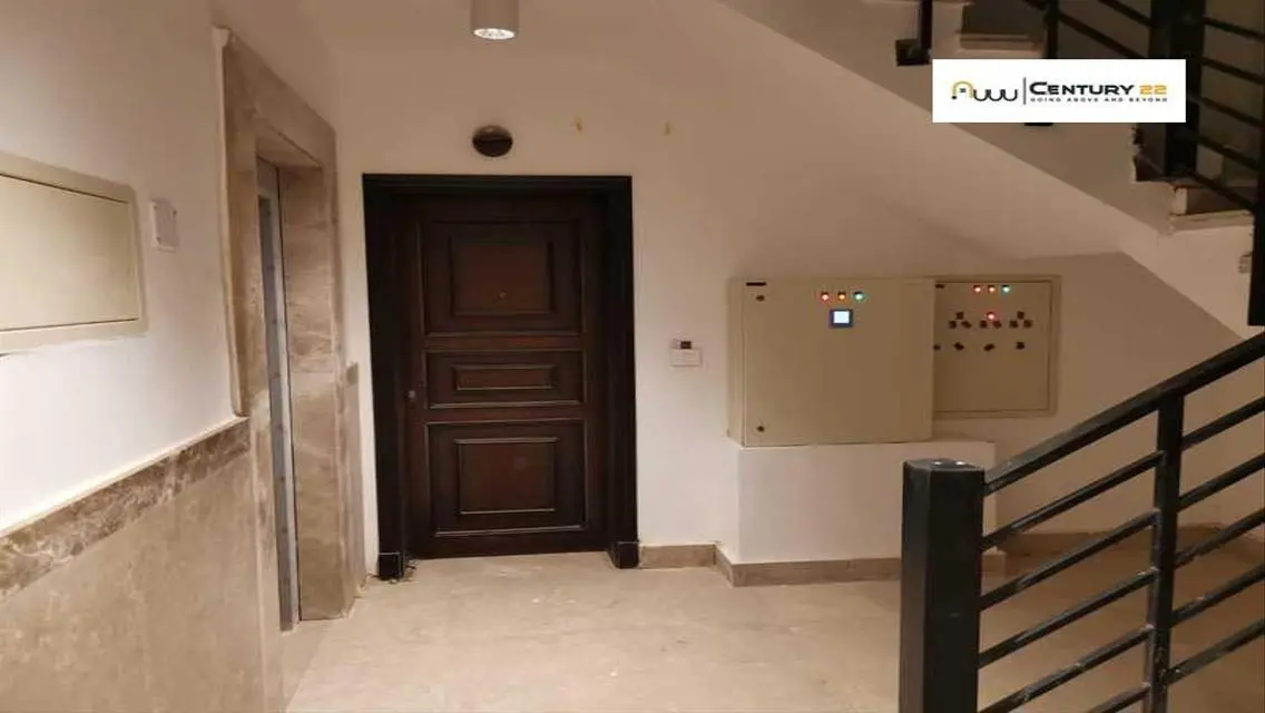 Apartment for sale in Sarai El Mostakbal Compound