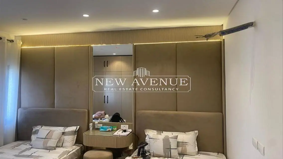 Delivered penthouse corner fully finished in fifth square