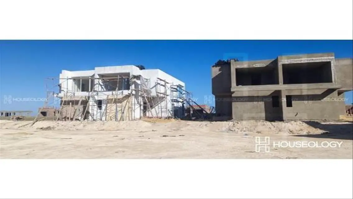 Penthouse In Azha North Coast DP 5%
