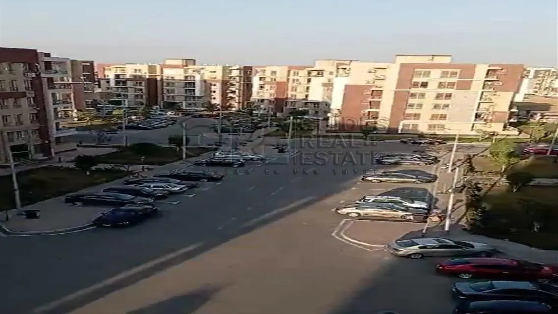 شقه للايجار  بكمبوند جنه اكتوبر