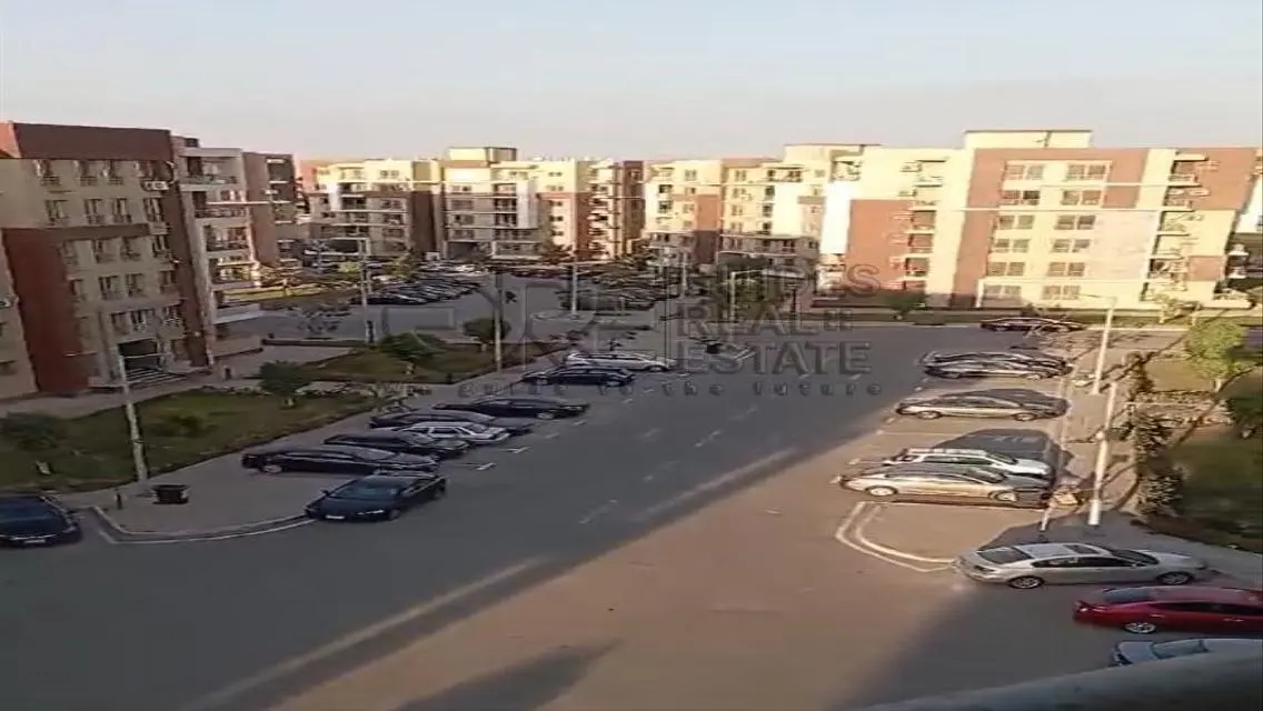 شقه للايجار  بكمبوند جنه اكتوبر