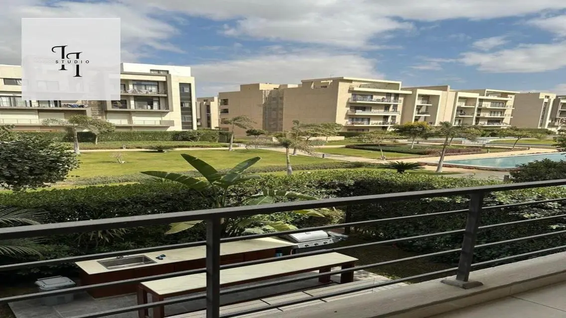 Ultra Super Lux apartment for rent in Fifth Square