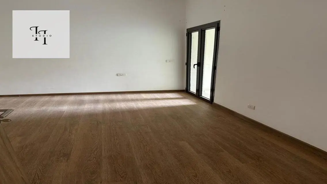 Ultra Super Lux apartment for rent in Fifth Square