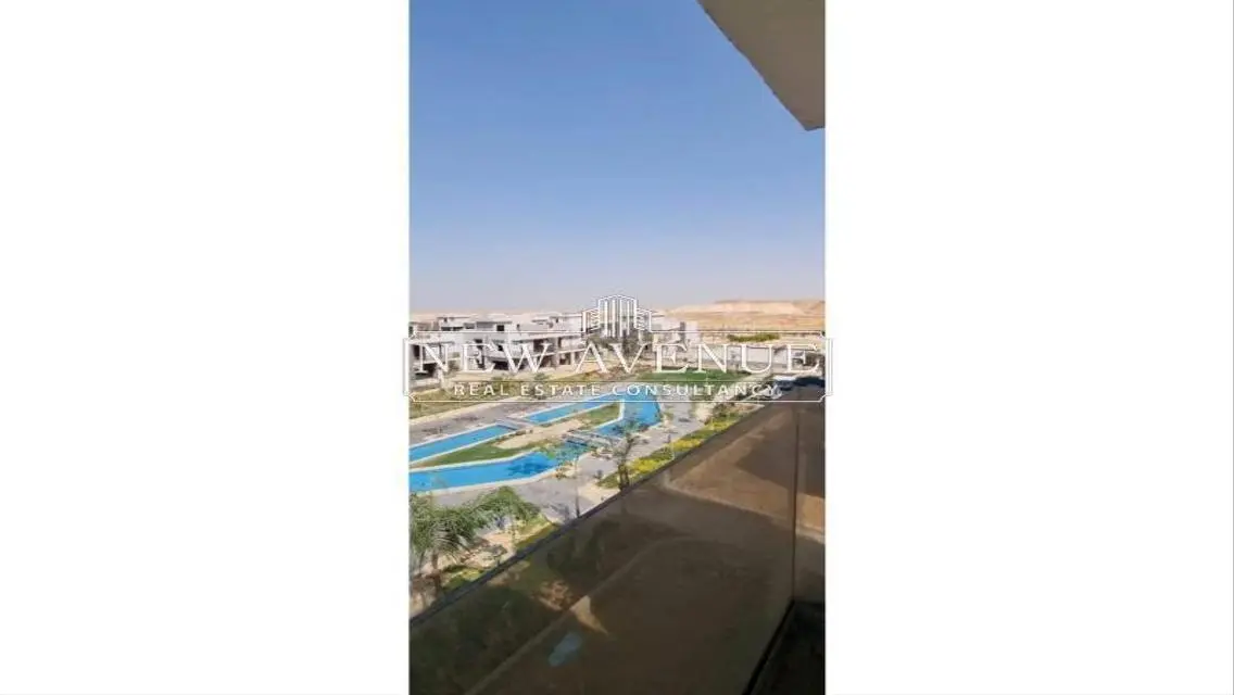 Luxury Apartment with 211 sqm and Stunning Views in a Prime Location