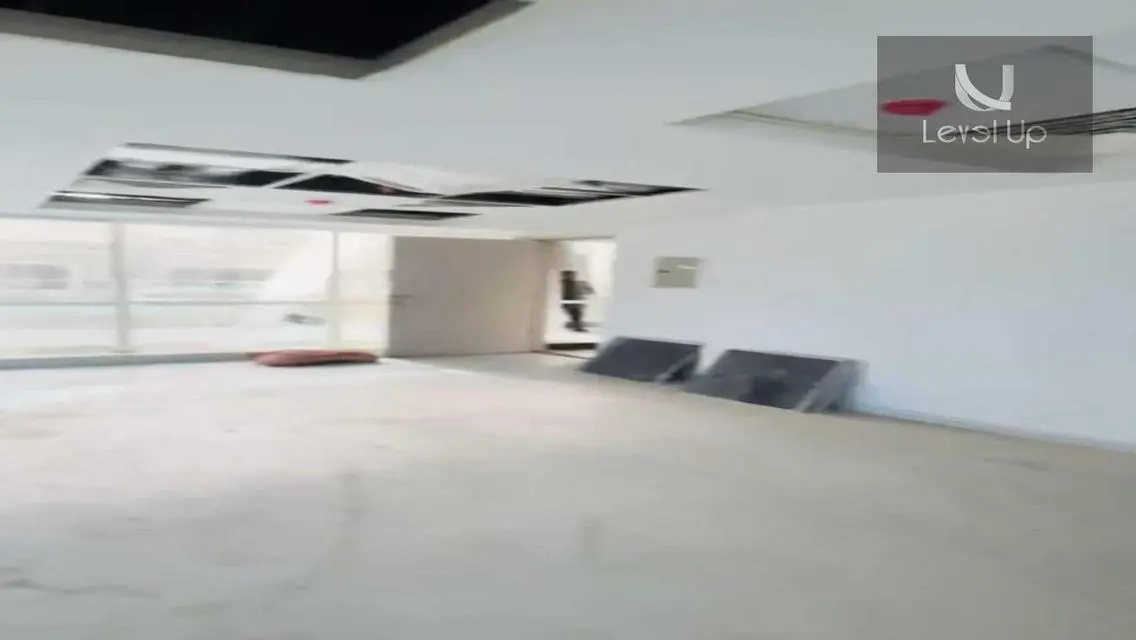 Office for sale in Business Plus, North 90th