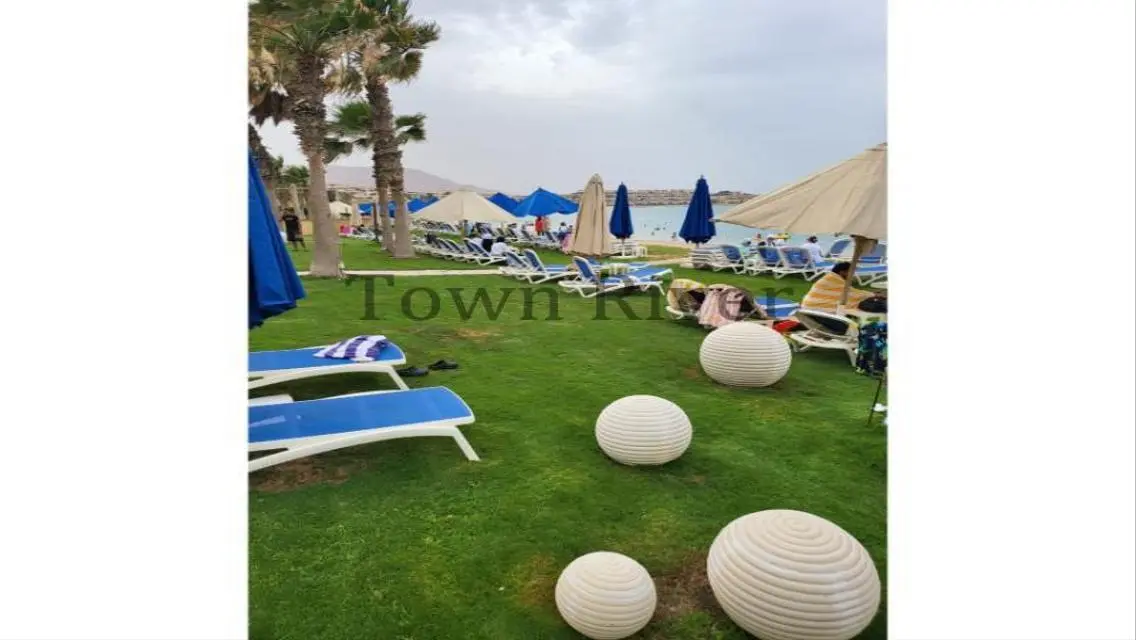 شقة فاخرة بمساحة واسعة مع إطلالة خلابة