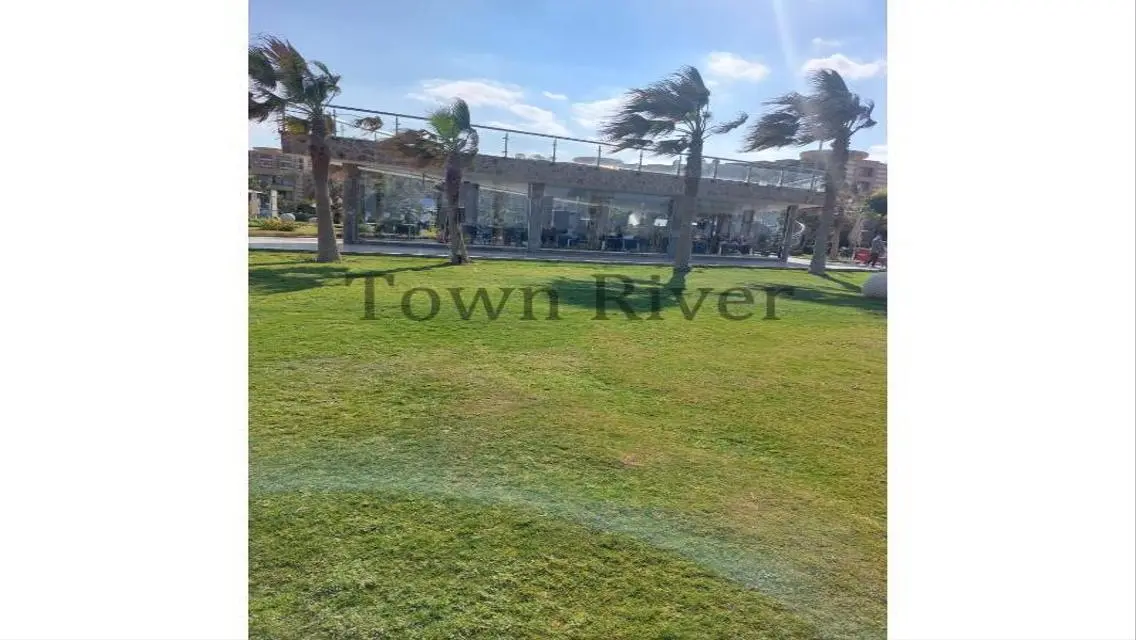 شقة فاخرة بمساحة واسعة مع إطلالة خلابة