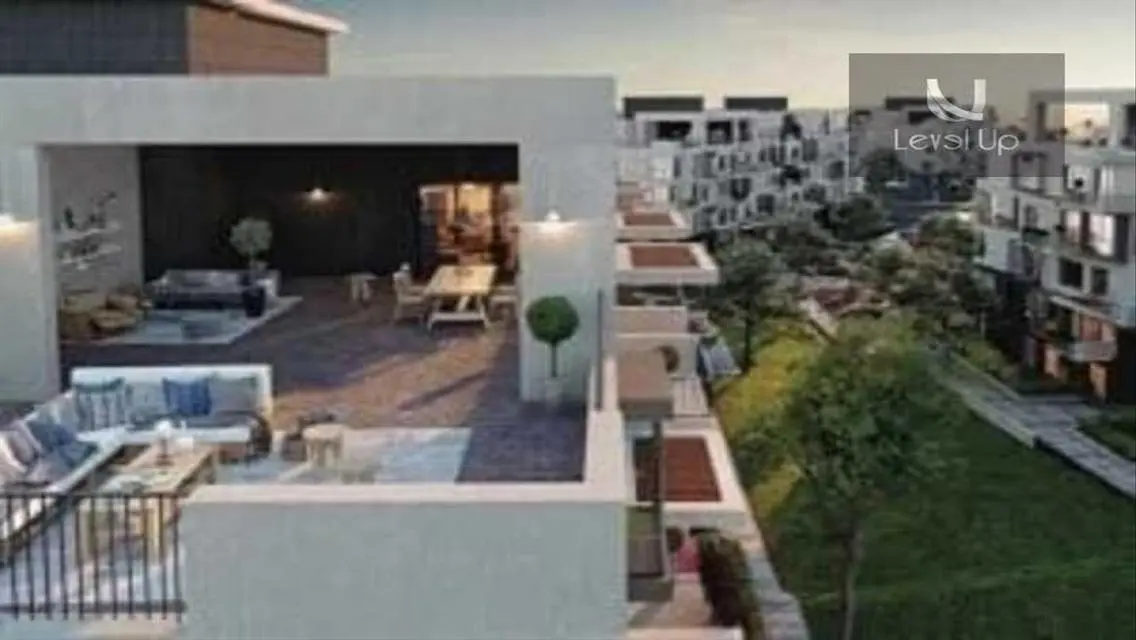 Duplex apartment with garden for sale in Eastown