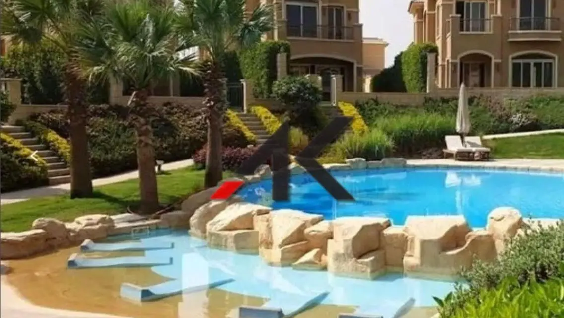 سكاي فيلا  بالتقسيط في تلال ايست - القاهرة الجديدة