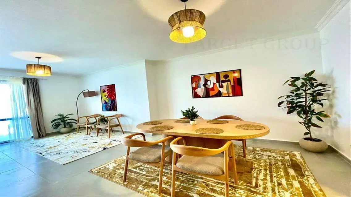 Apartment in Eastown, fully furnished, ultra moder