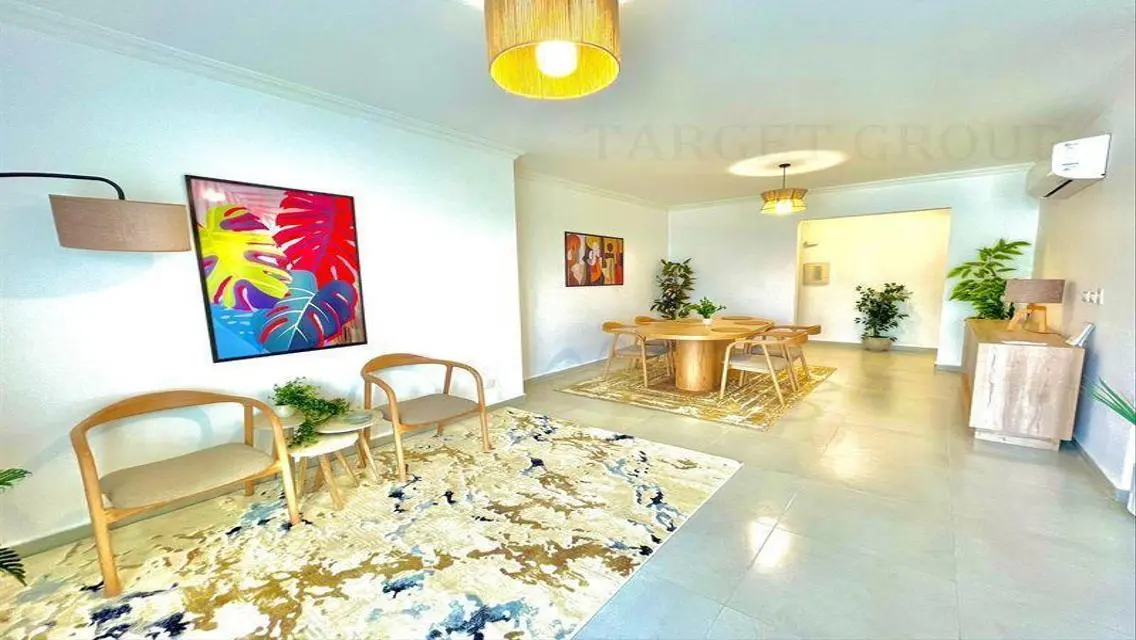 Apartment in Eastown, fully furnished, ultra moder