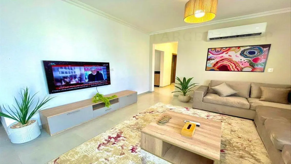 Apartment in Eastown, fully furnished, ultra moder