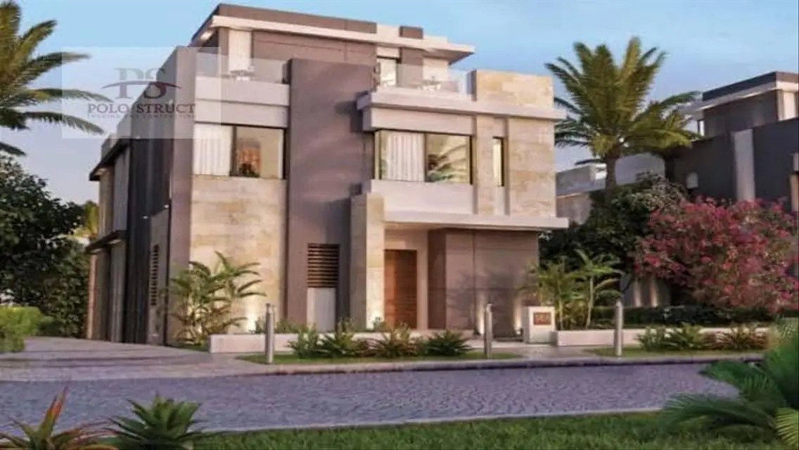 Luxury 4-Bedroom Apartment with Private Garden