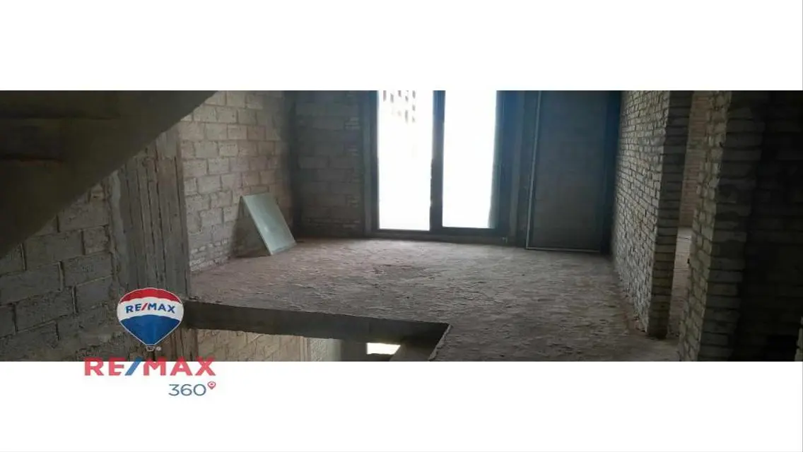 Prime location &amp; Best Priced villa in Sodic East