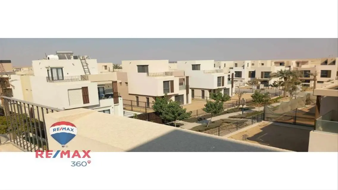 Prime location &amp; Best Priced villa in Sodic East