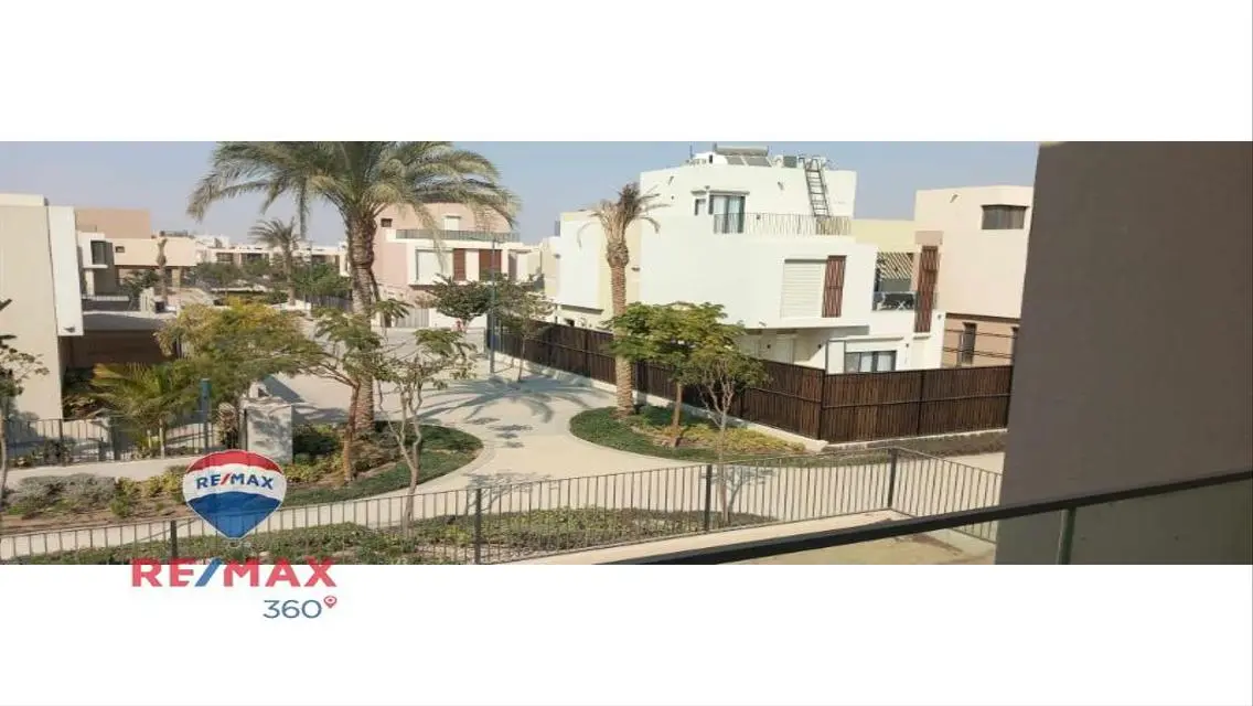 Prime location &amp; Best Priced villa in Sodic East