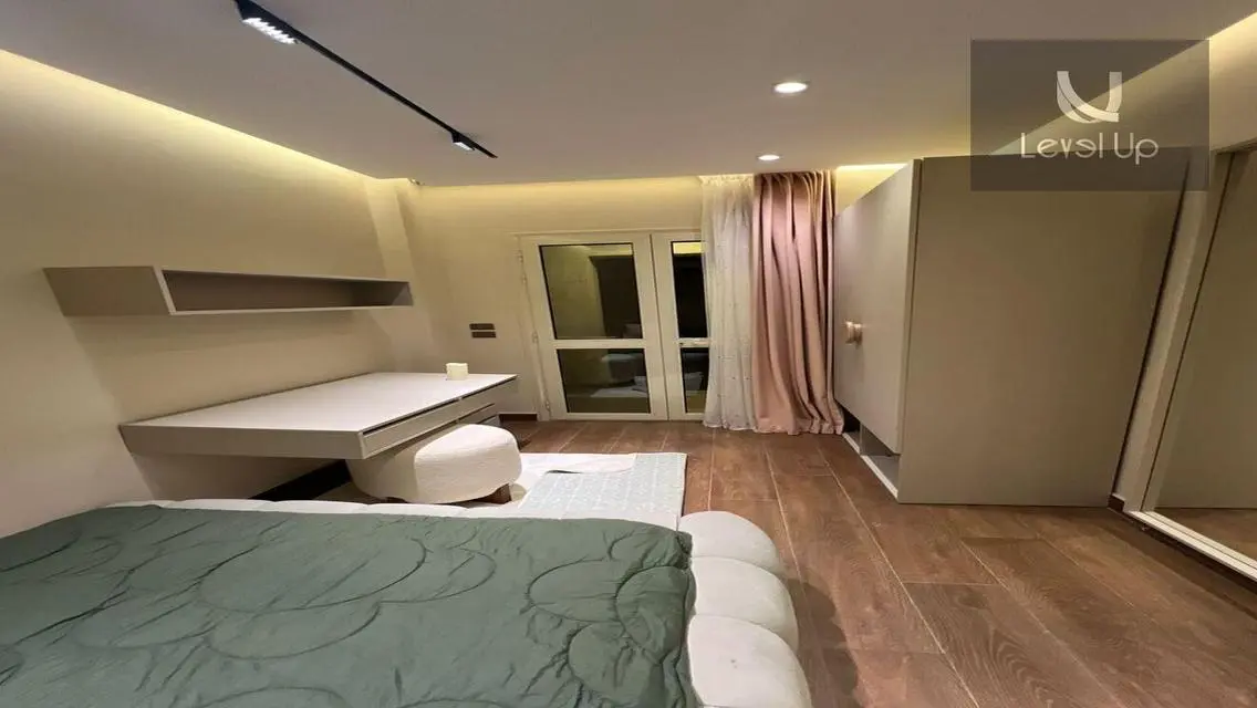 Ground floor with fully furnished garden in Stone